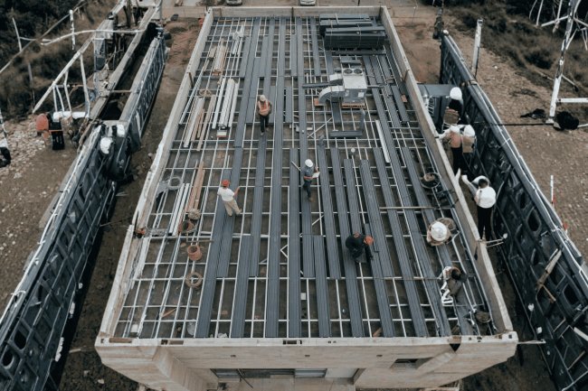 Roof Deck Layout Coordination for School Buildings