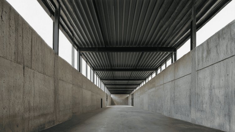 Design Considerations for Long- Span Steel Deck Areas