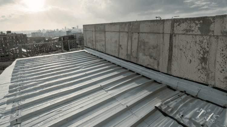 Roof Deck Detailing Near Parapet Lines