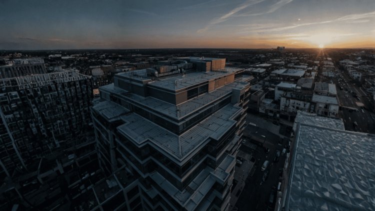 Roof Deck Layouts for Multi-Level Roof Conditions