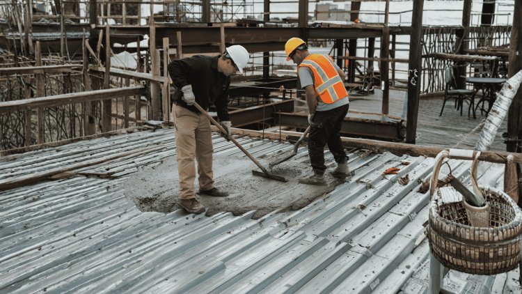 Floor Deck Coordination with Pour Sequence Planning