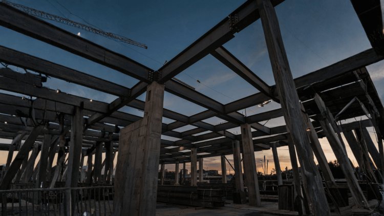 Form Deck Detailing Around Support Transitions